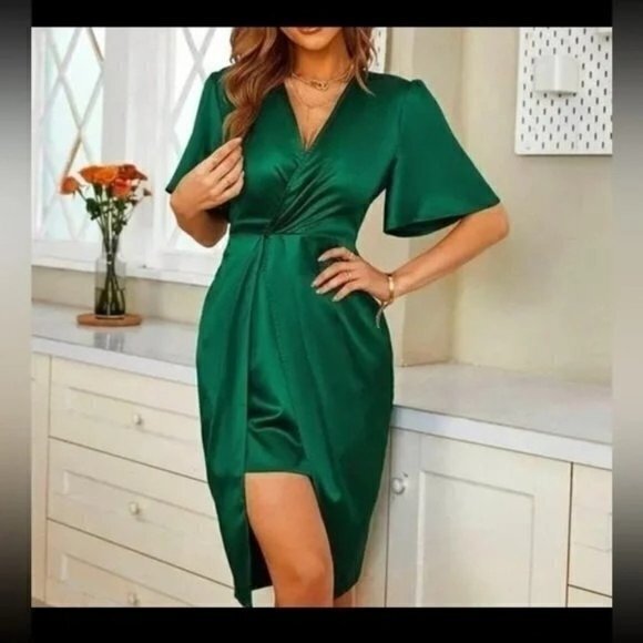 CUPSHE Green Forest Short Sleeve Sheath Dress Size‎ Large - Picture 1 of 15